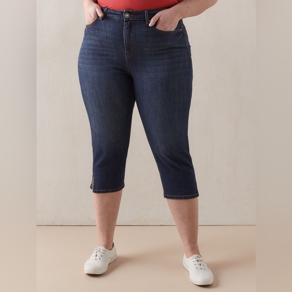 Pennington’s Straight-Leg Denim Capri With Slit At Hem - d/C Jeans Size 16 - Picture 1 of 15